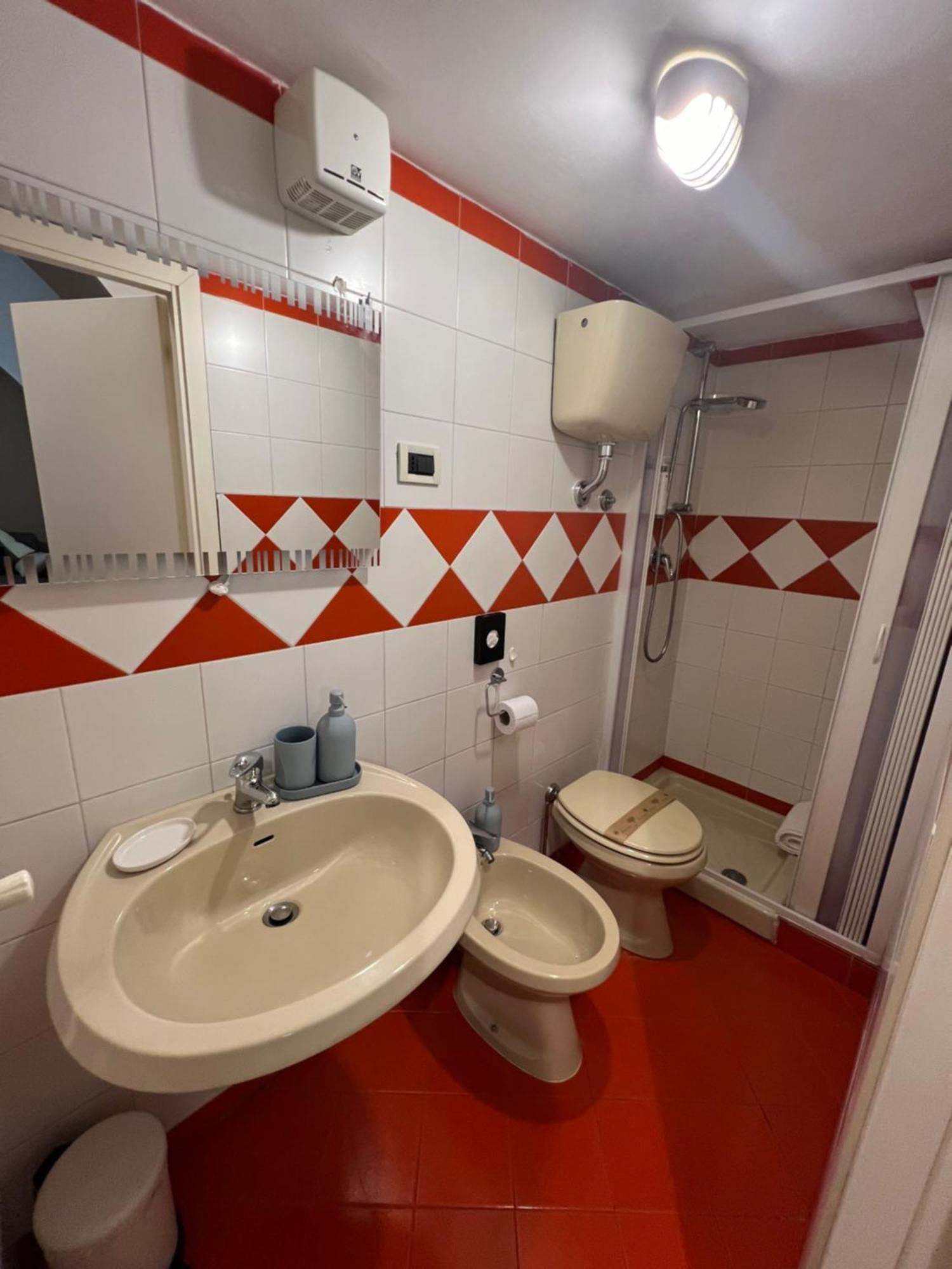 Planny Guest House - Castro Pretorio By Ghor Ρώμη Εξωτερικό φωτογραφία